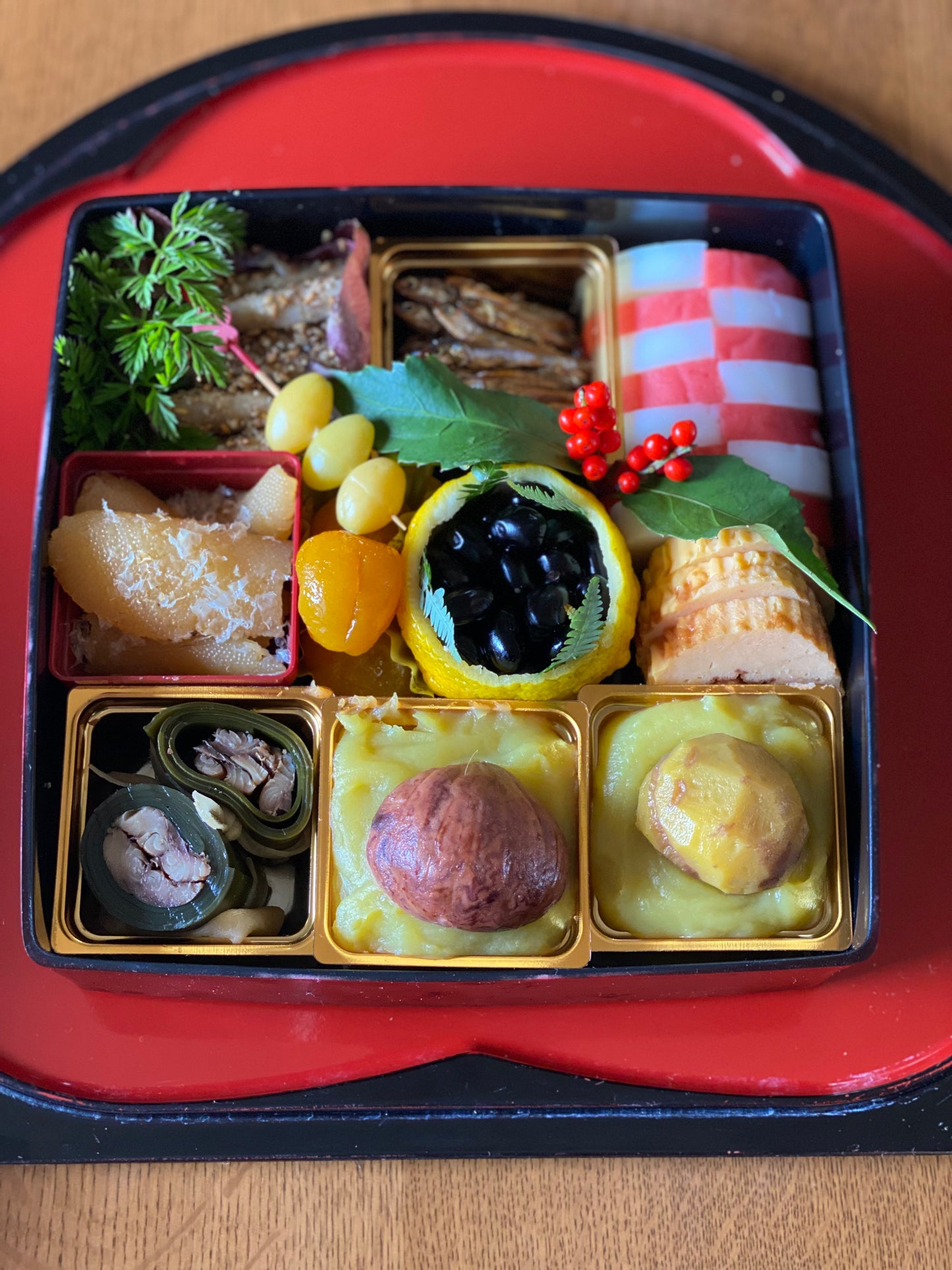 おせちの御重【三段重】